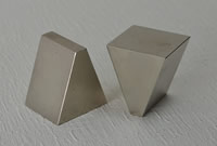 wedge-shaped magnet